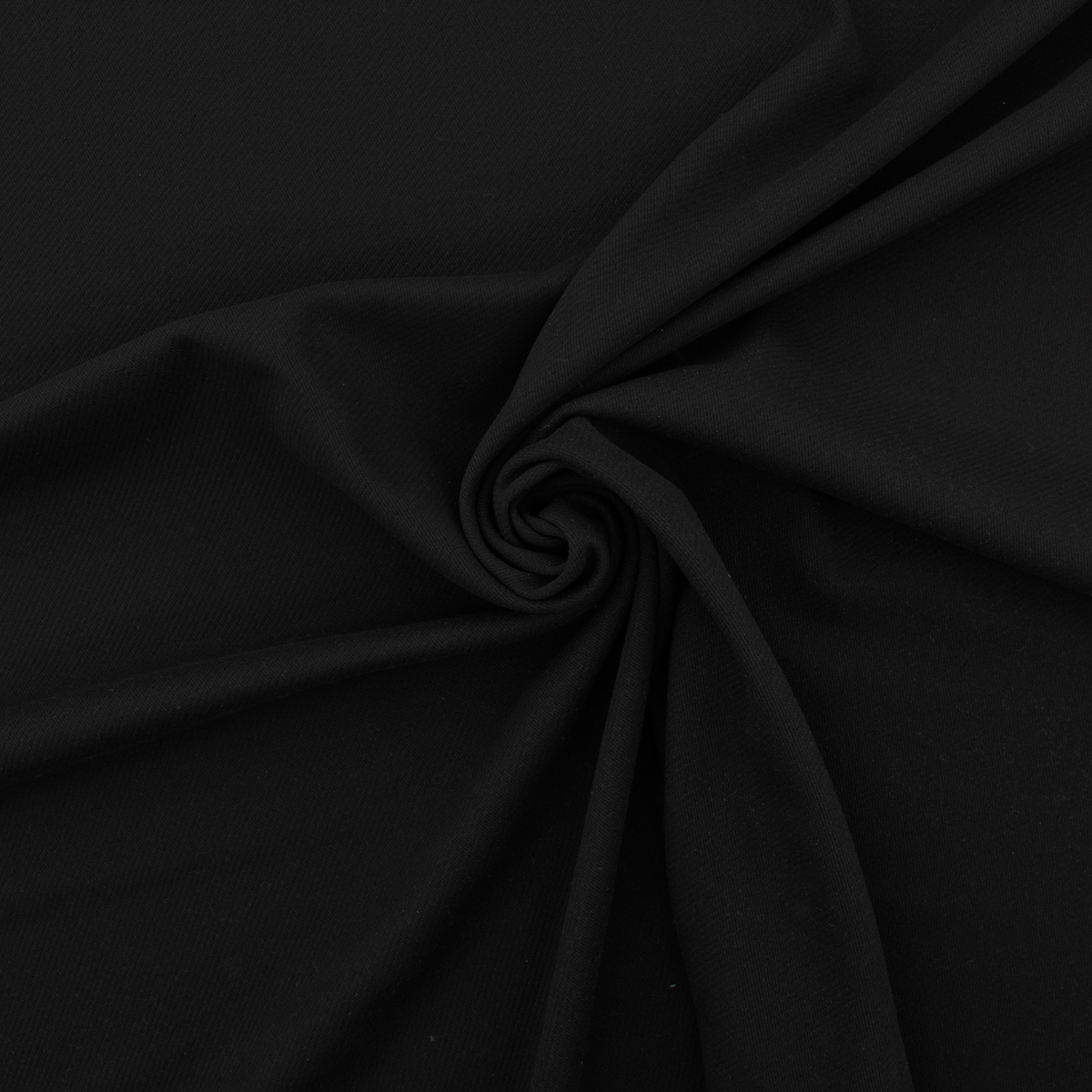 Lisa Winter farm - black