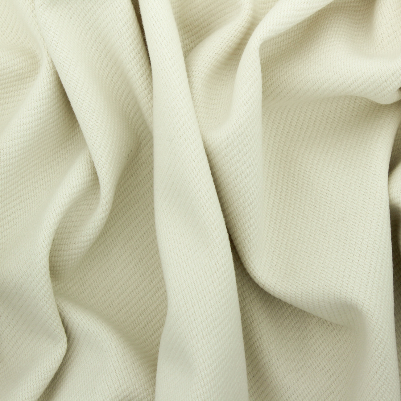 Lisa Winter farm - black