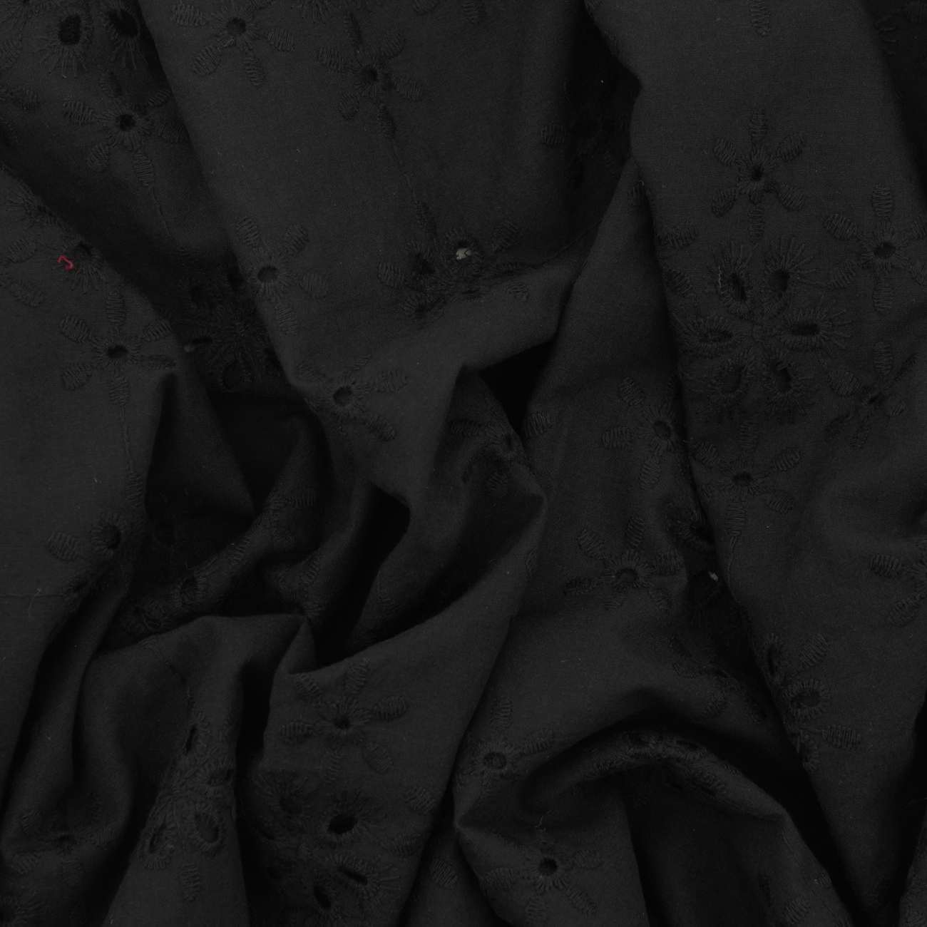 Bordado Inglês Liso Floral