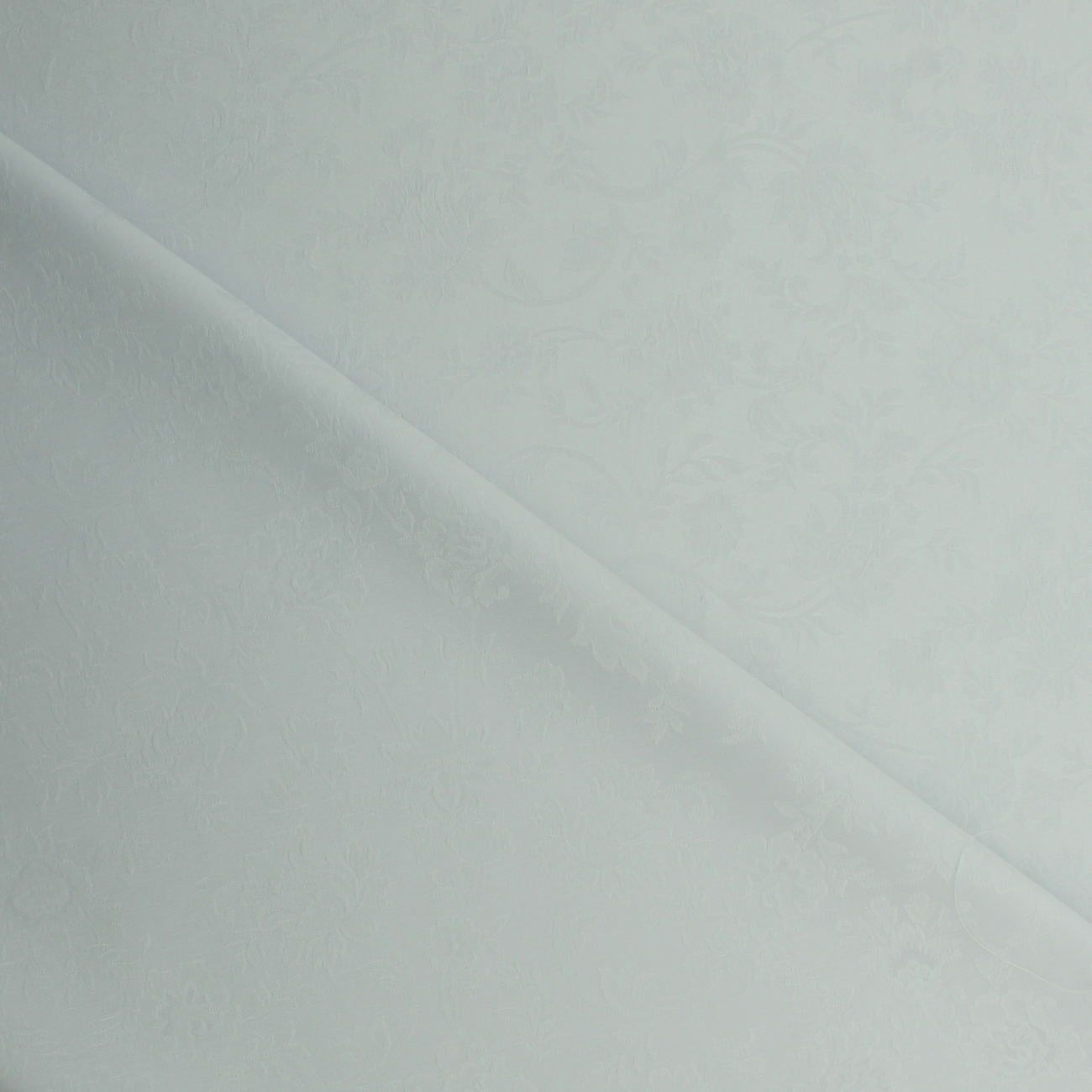 Atoalhado adamascado hidro-replente