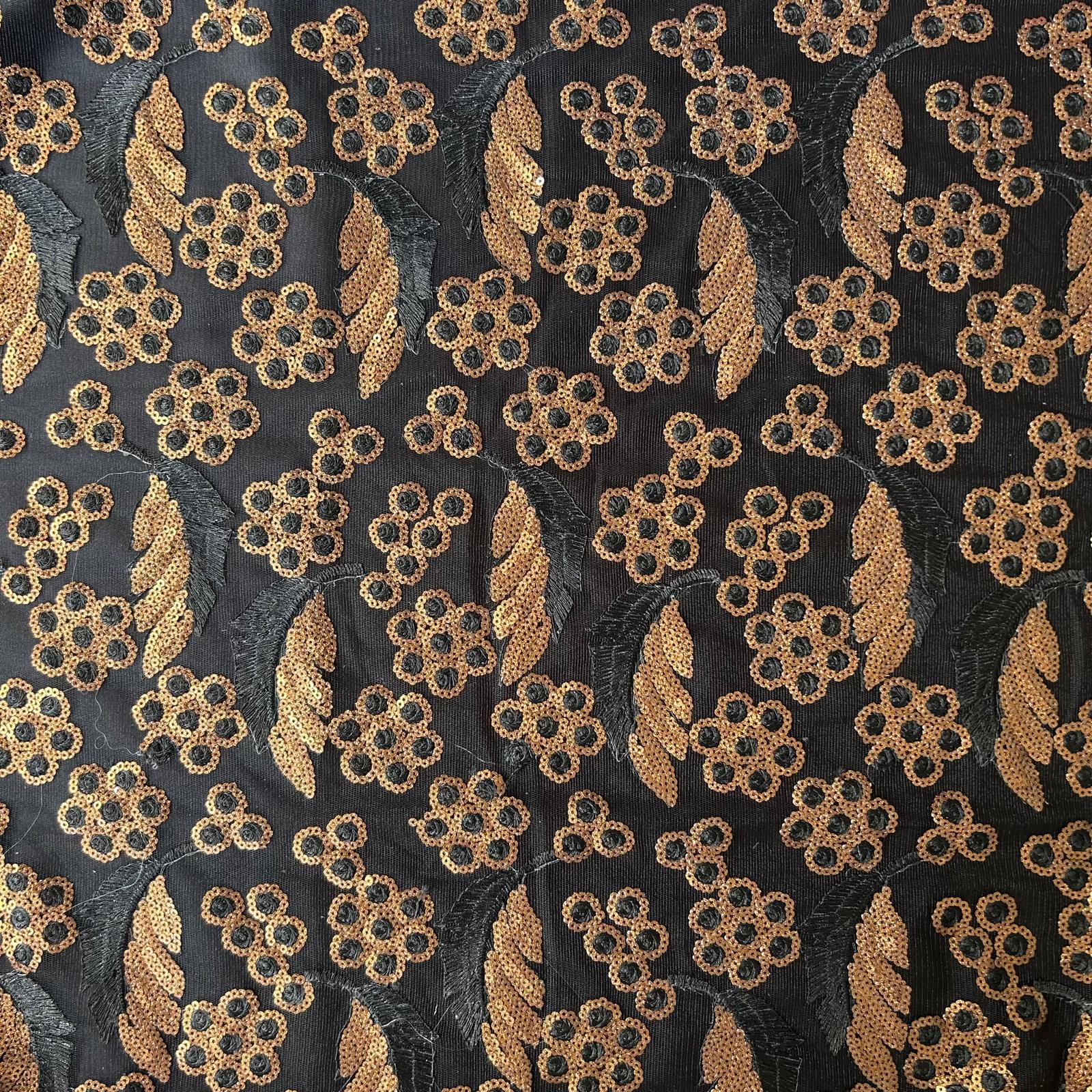 Renda de Cerimónia com Lantejoulas Dourada