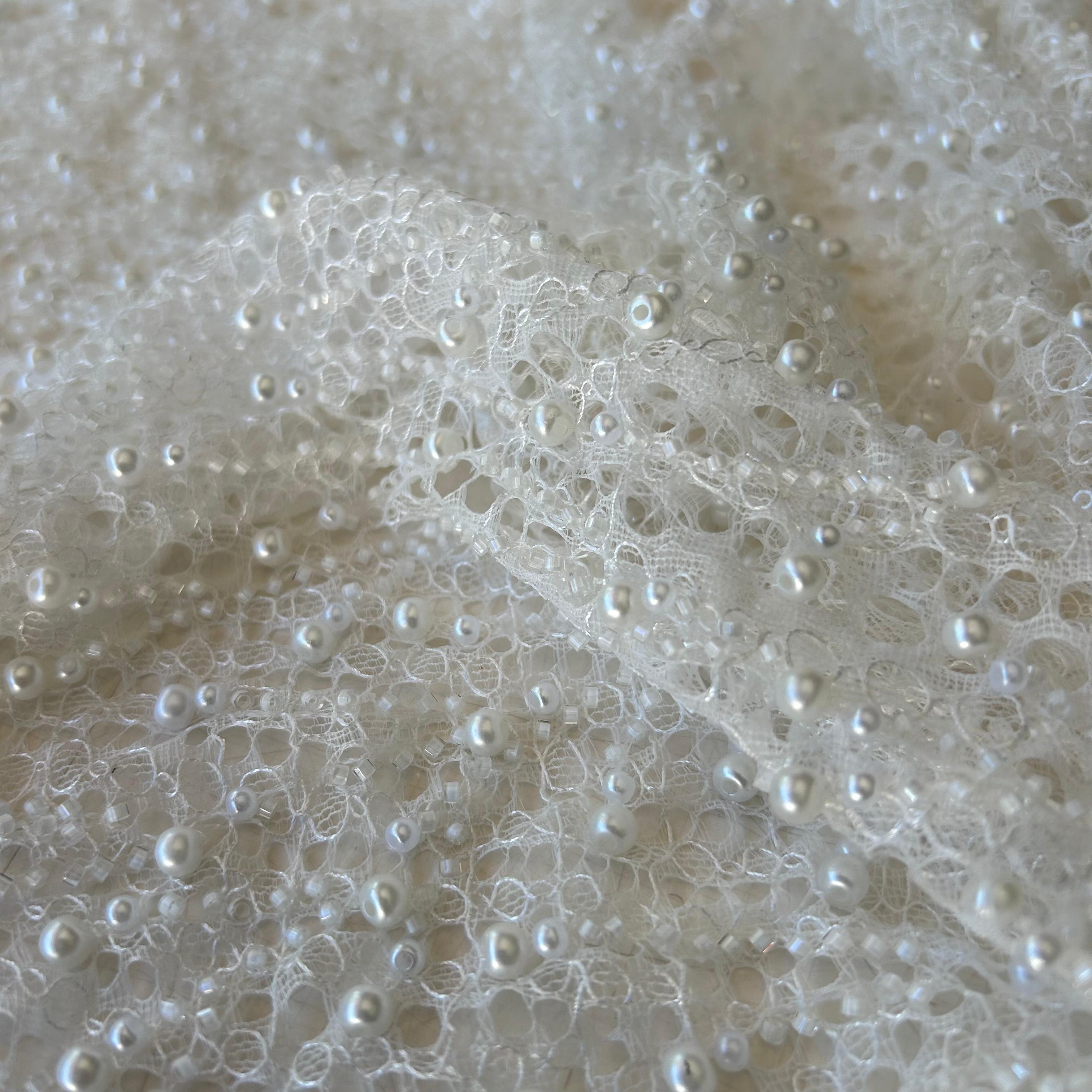 Renda de Cerimónia Bordada com Pérolas