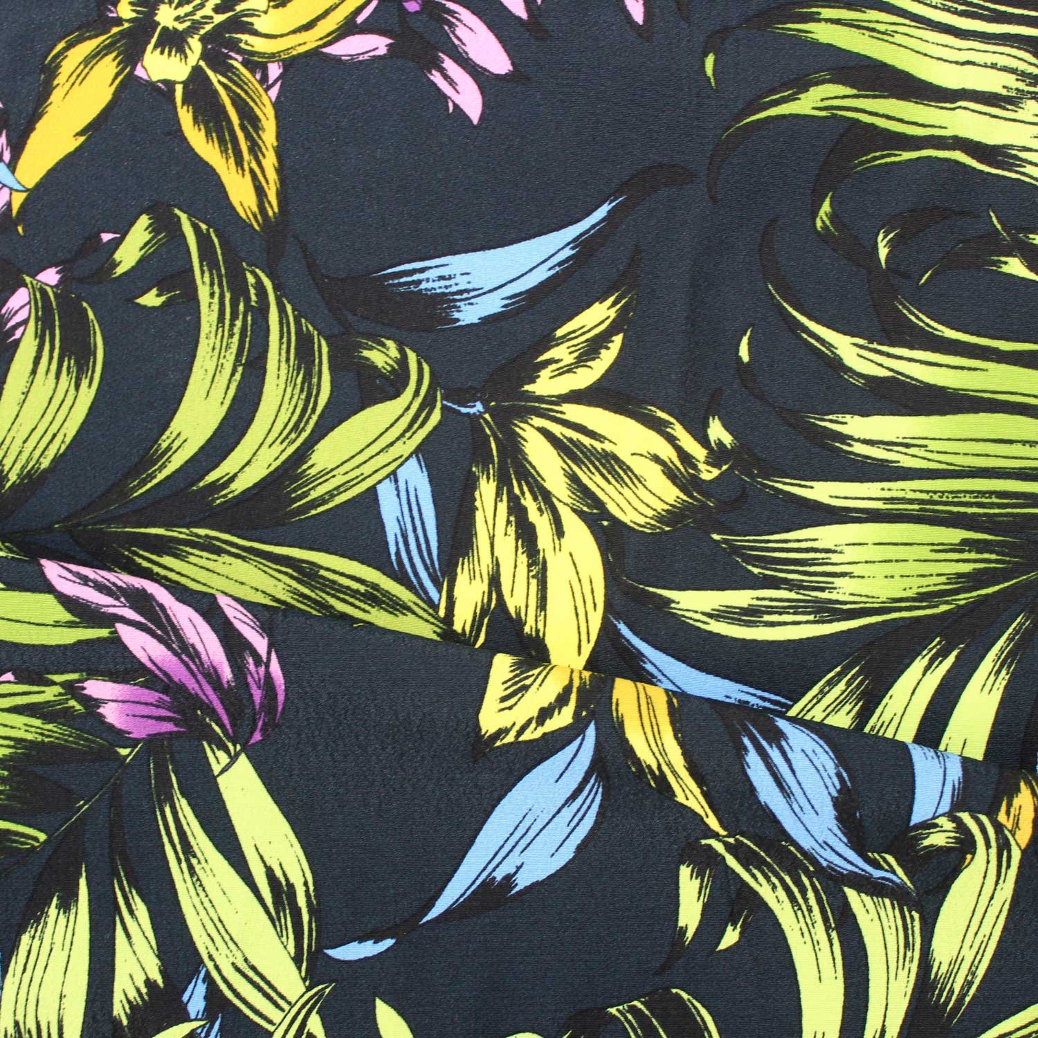 Retalho Camiseiro Viscose floral - azul & amarelo Retalhos Feira dos Tecidos Online
