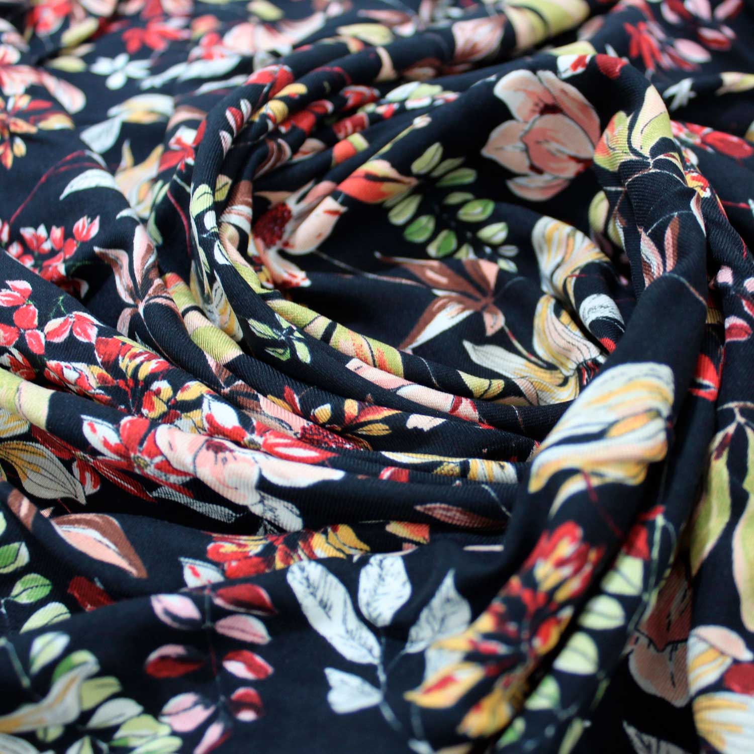 Retalho Camiseiro Viscose Floral - multi cor Retalhos Feira dos Tecidos Online