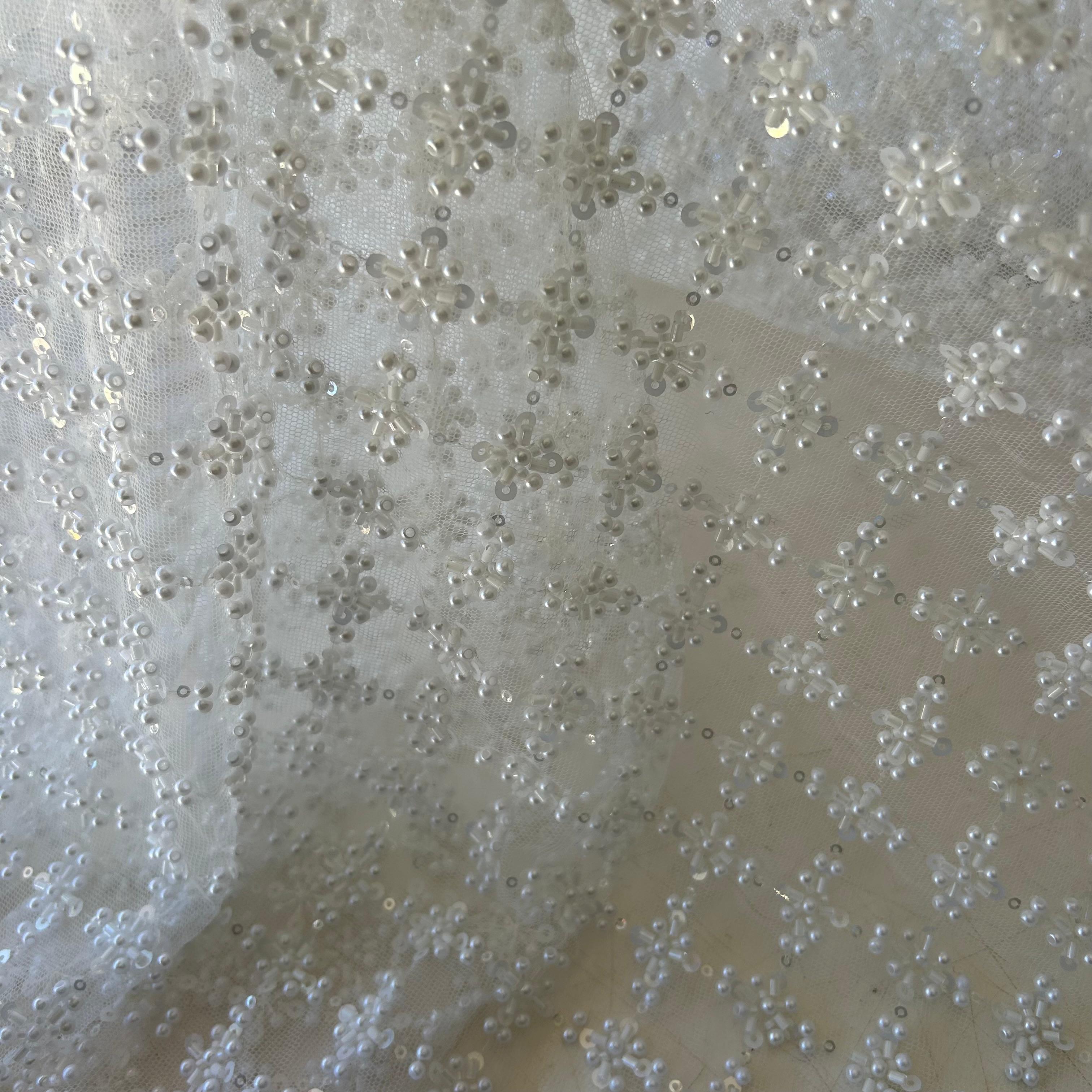 Renda de Cerimónia Bordada com Pérolas - Branco