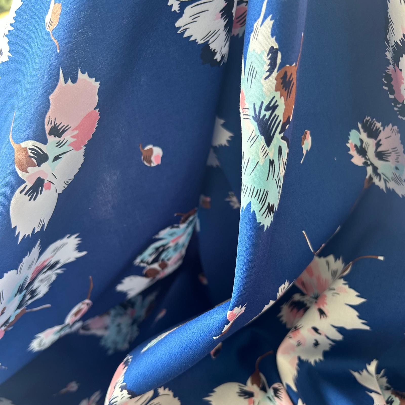 Retalho Camiseiro Azul Floral