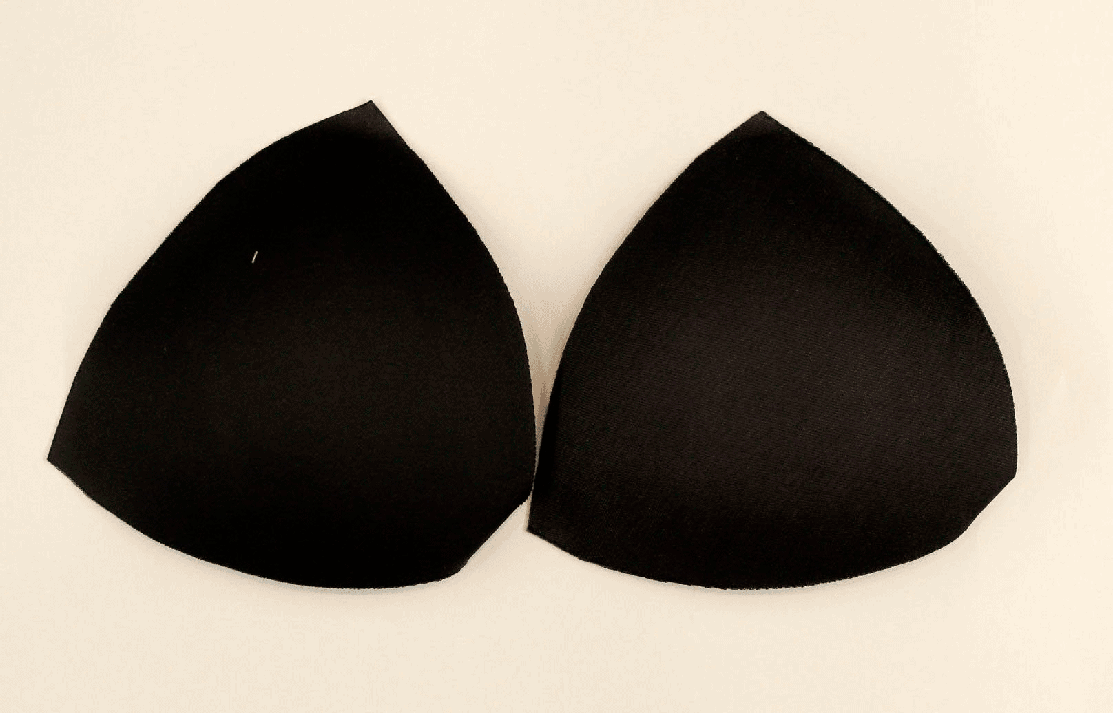 Copas s/enchimento Pretas Copas Retrosaria 